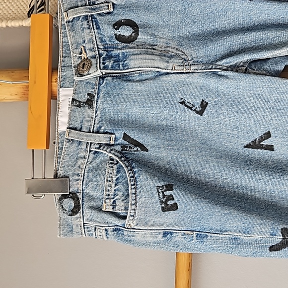 Current/Elliott LOVE LETTERS Cropped Straight Leg Jeans - Picture 3 of 9